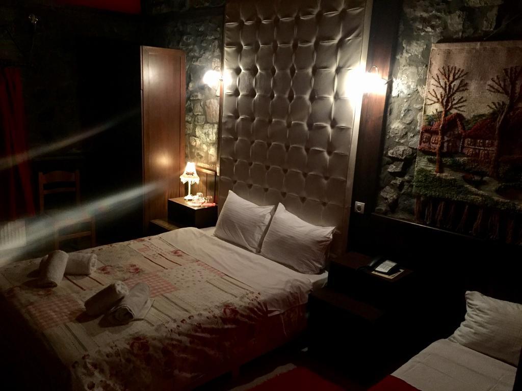Chalet Asteras Tou Vorra بالايوس أجيوس أثناسيوس المظهر الخارجي الصورة